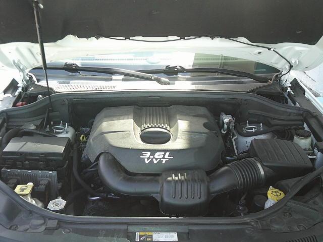 2014 WHITE /Beige Jeep Grand Cherokee Limited 2WD (1C4RJEBG5EC) with an 3.6L V6 DOHC 24V engine, 5-Speed Automatic transmission, located at 4000 Bee Ridge Road, Sarasota, FL, 34233, (941) 926-0300, 27.298664, -82.489151 - Photo#18