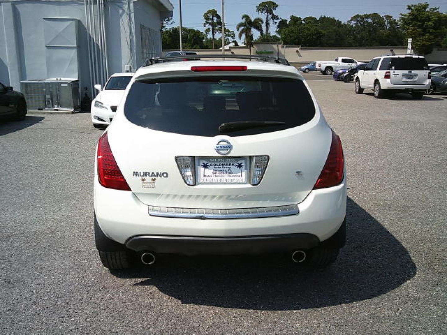 2007 WHITE /Beige Nissan Murano S 2WD (JN8AZ08T87W) with an 3.5L V6 DOHC 24V engine, Automatic CVT Overdrive transmission, located at 4000 Bee Ridge Road, Sarasota, FL, 34233, (941) 926-0300, 27.298664, -82.489151- Photo#4