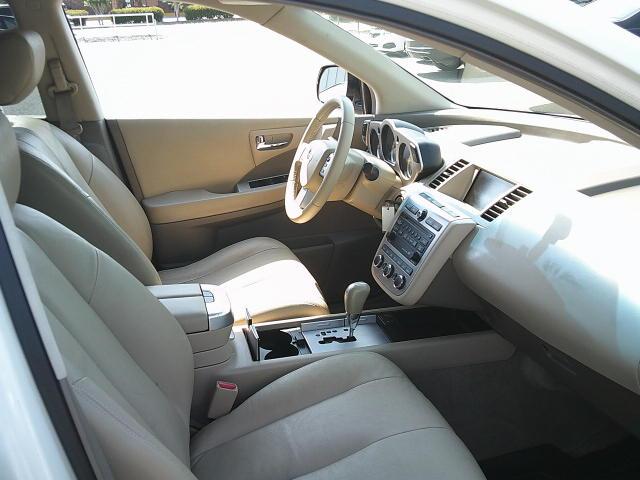 2007 WHITE /Beige Nissan Murano S 2WD (JN8AZ08T87W) with an 3.5L V6 DOHC 24V engine, Automatic CVT Overdrive transmission, located at 4000 Bee Ridge Road, Sarasota, FL, 34233, (941) 926-0300, 27.298664, -82.489151 - Photo#13