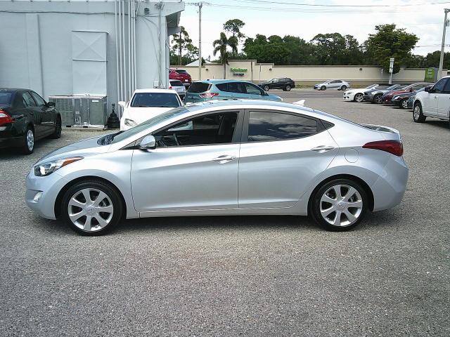 2012 Silver /Gray Hyundai Elantra Limited (5NPDH4AE1CH) with an 1.8L L4 DOHC 16V engine, 6-Speed Automatic transmission, located at 4000 Bee Ridge Road, Sarasota, FL, 34233, (941) 926-0300, 27.298664, -82.489151 - Photo#2