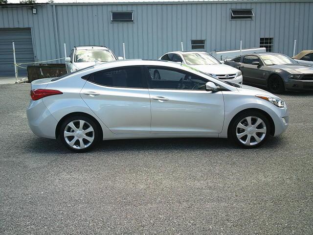 2012 Silver /Gray Hyundai Elantra Limited (5NPDH4AE1CH) with an 1.8L L4 DOHC 16V engine, 6-Speed Automatic transmission, located at 4000 Bee Ridge Road, Sarasota, FL, 34233, (941) 926-0300, 27.298664, -82.489151 - Photo#6