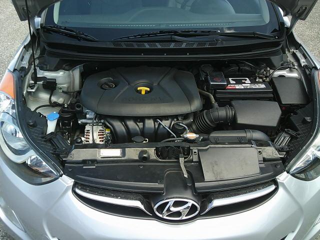 2012 Silver /Gray Hyundai Elantra Limited (5NPDH4AE1CH) with an 1.8L L4 DOHC 16V engine, 6-Speed Automatic transmission, located at 4000 Bee Ridge Road, Sarasota, FL, 34233, (941) 926-0300, 27.298664, -82.489151 - Photo#9