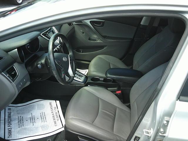 2012 Silver /Gray Hyundai Elantra Limited (5NPDH4AE1CH) with an 1.8L L4 DOHC 16V engine, 6-Speed Automatic transmission, located at 4000 Bee Ridge Road, Sarasota, FL, 34233, (941) 926-0300, 27.298664, -82.489151 - Photo#15