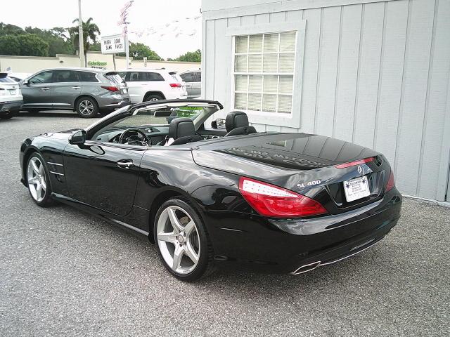 2015 Black /Black Mercedes-Benz SL-Class SL400 (WDDJK6FA0FF) with an 3.0L V6 DOHC 24V engine, 7-Speed Automatic transmission, located at 4000 Bee Ridge Road, Sarasota, FL, 34233, (941) 926-0300, 27.298664, -82.489151 - Photo#9