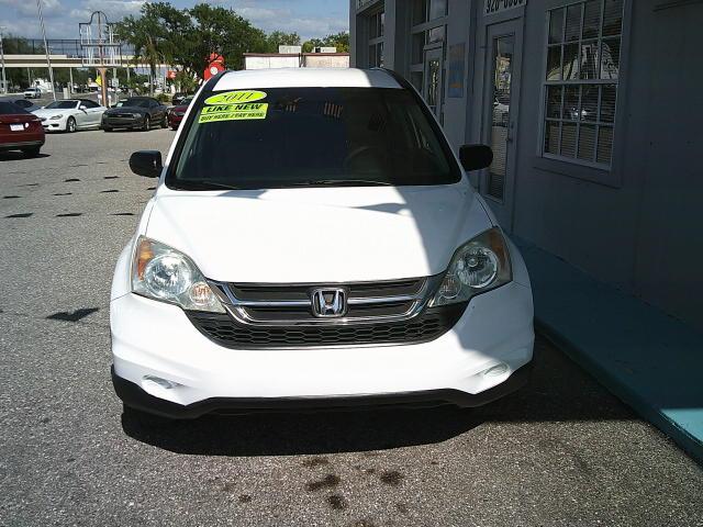 2011 WHITE /Black Honda CR-V LX 2WD 5-Speed AT (3CZRE3H37BG) with an 2.4L L4 DOHC 16V engine, 5-Speed Automatic transmission, located at 4000 Bee Ridge Road, Sarasota, FL, 34233, (941) 926-0300, 27.298664, -82.489151 - Photo#5