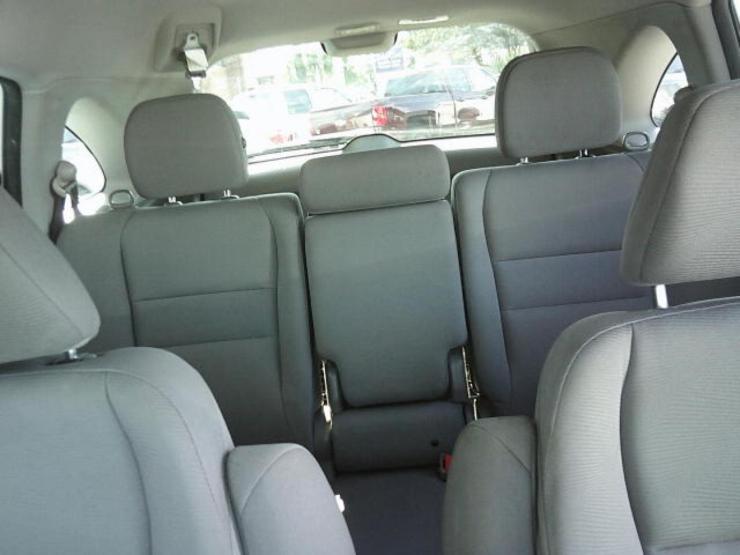 2011 WHITE /Black Honda CR-V LX 2WD 5-Speed AT (3CZRE3H37BG) with an 2.4L L4 DOHC 16V engine, 5-Speed Automatic transmission, located at 4000 Bee Ridge Road, Sarasota, FL, 34233, (941) 926-0300, 27.298664, -82.489151- Photo#13