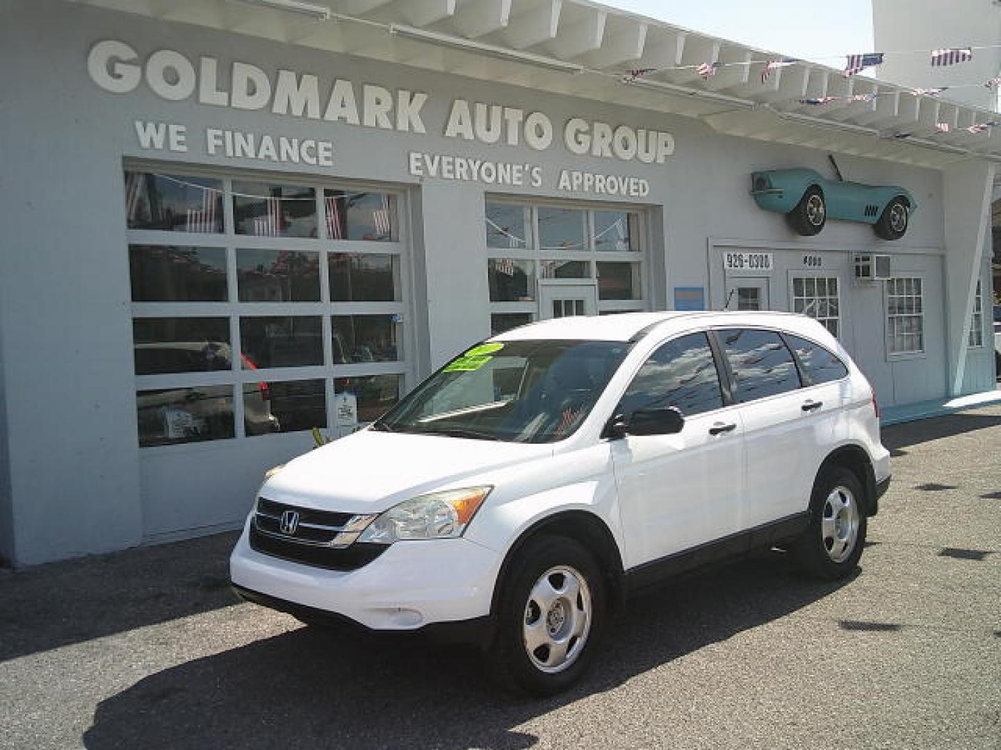 2011 WHITE /Black Honda CR-V LX 2WD 5-Speed AT (3CZRE3H37BG) with an 2.4L L4 DOHC 16V engine, 5-Speed Automatic transmission, located at 4000 Bee Ridge Road, Sarasota, FL, 34233, (941) 926-0300, 27.298664, -82.489151- Photo#0