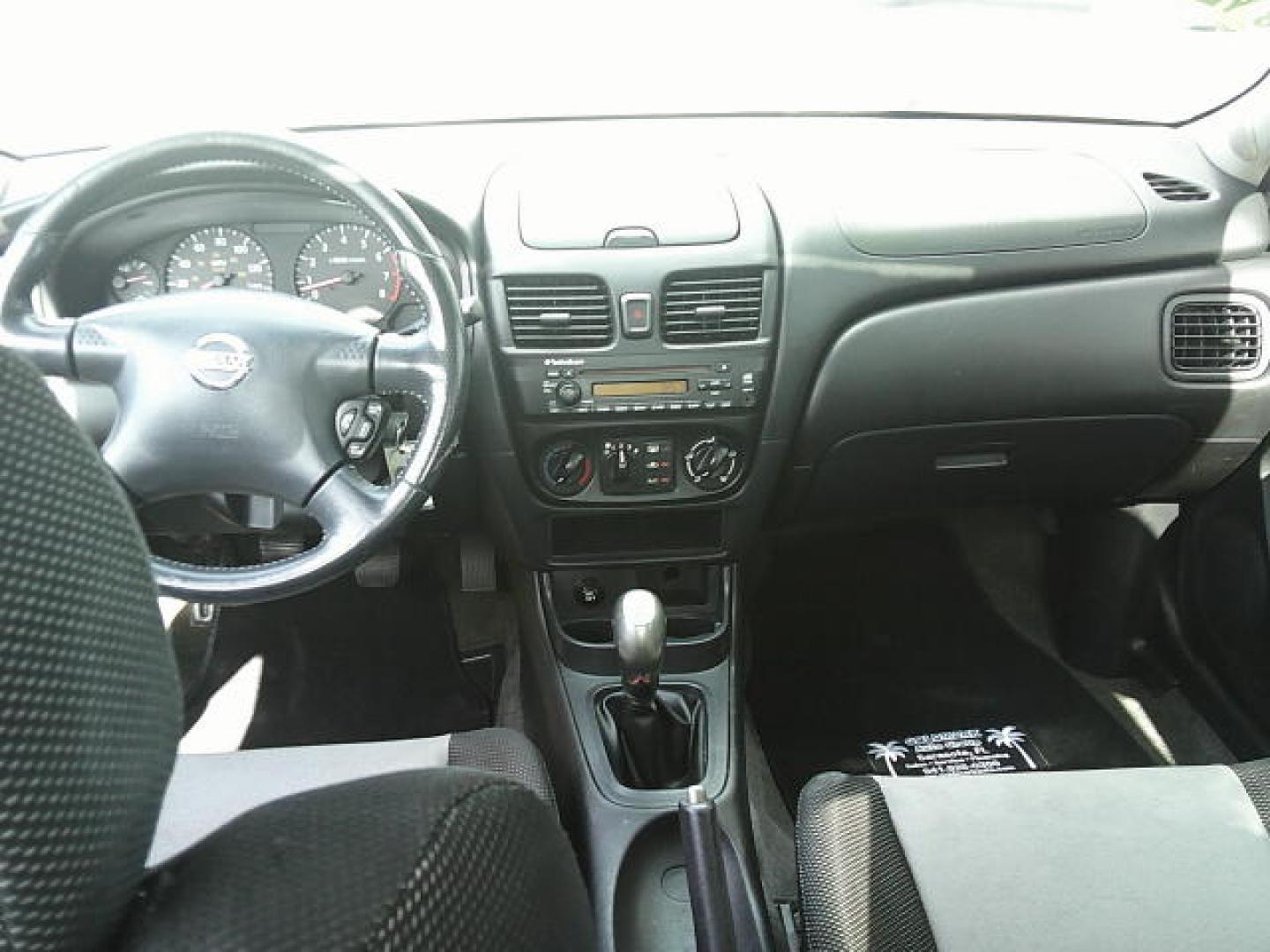 2004 Gray /Gray Nissan Sentra 2.5 S (3N1AB51A14L) with an 2.5L L4 DOHC 16V engine, Manual transmission, located at 4000 Bee Ridge Road, Sarasota, FL, 34233, (941) 926-0300, 27.298664, -82.489151 - Photo#10