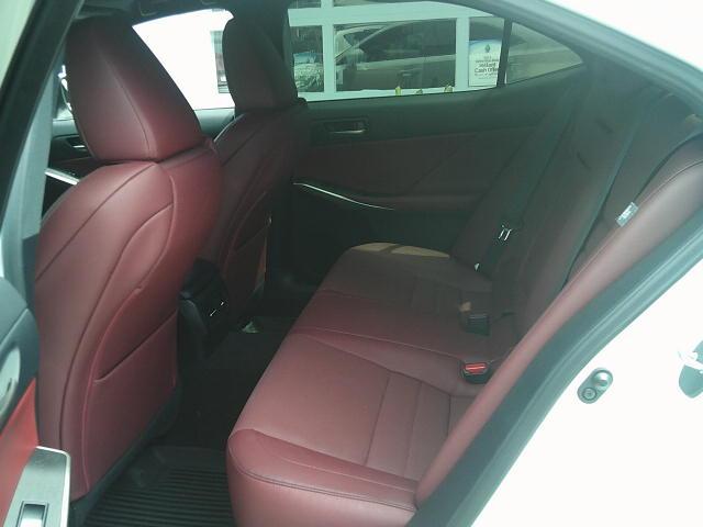 2020 WHITE /Red Lexus IS 350 F SPORT F SPORT 350 RWD (JTHGZ1B21L5) with an 3.5L V6 24V DOHC engine, 8A transmission, located at 4000 Bee Ridge Road, Sarasota, FL, 34233, (941) 926-0300, 27.298664, -82.489151 - Photo#14