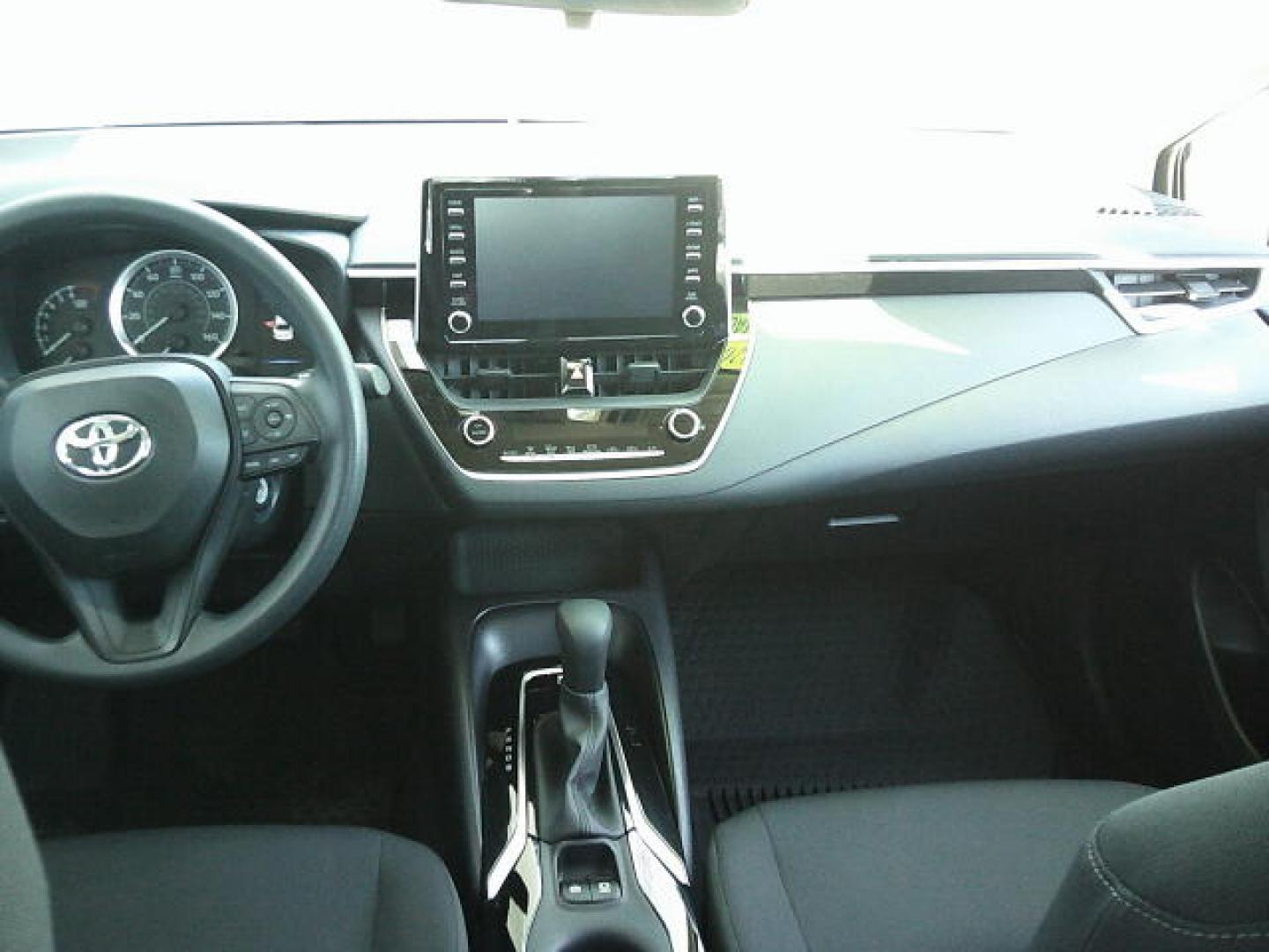 2020 Black /Black Toyota Corolla LE (5YFEPRAE3LP) with an 1.8L L4 DOHC 16V engine, CVT transmission, located at 4000 Bee Ridge Road, Sarasota, FL, 34233, (941) 926-0300, 27.298664, -82.489151 - Photo#11