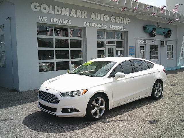 2014 Ford Fusion SE