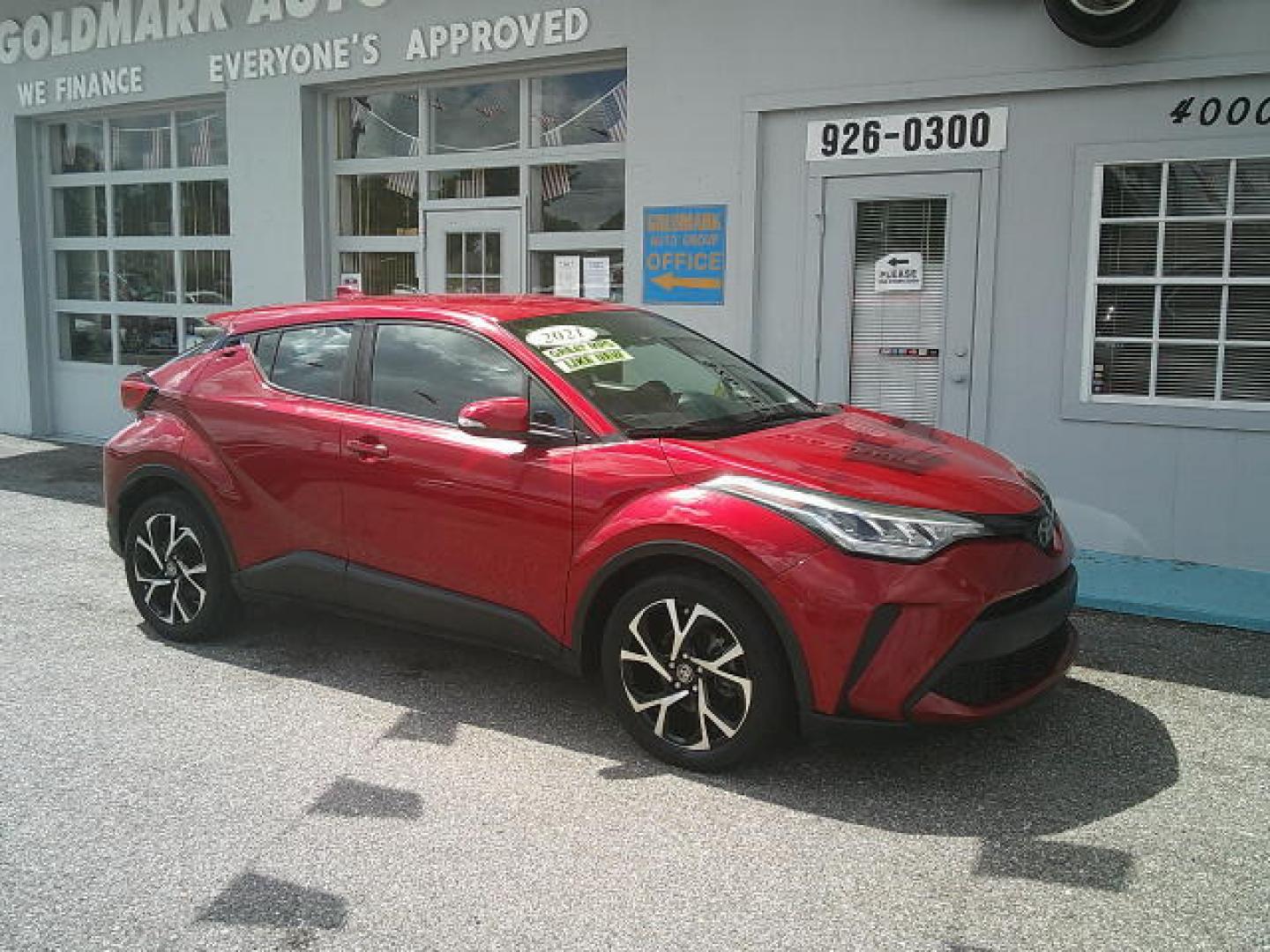 2021 Red /Black Toyota C-HR XLE (NMTKHMBX4MR) with an 2.0L L4 DOHC 16V engine, CVT transmission, located at 4000 Bee Ridge Road, Sarasota, FL, 34233, (941) 926-0300, 27.298664, -82.489151- Photo#4