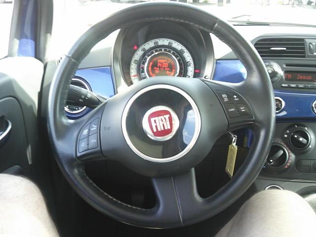 2013 Blue /Grey Fiat 500 Pop Hatchback (3C3CFFAR5DT) with an 1.4L L4 engine, Manual transmission, located at 4000 Bee Ridge Road, Sarasota, FL, 34233, (941) 926-0300, 27.298664, -82.489151 - Photo#21