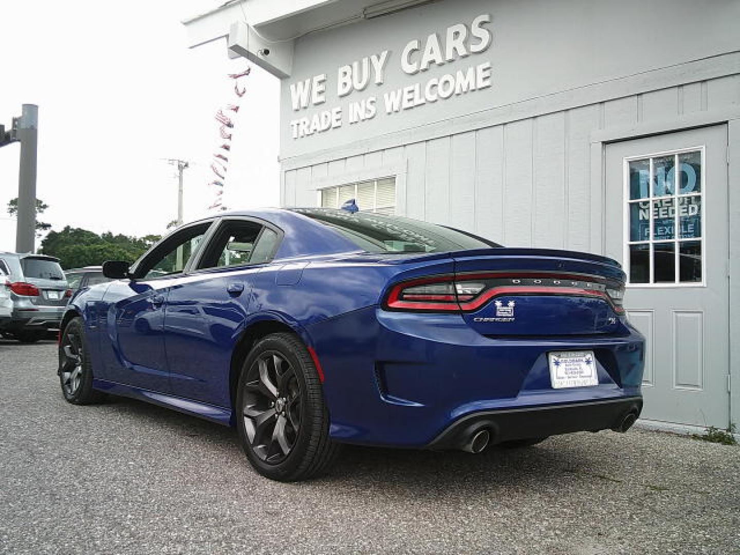 2018 Blue /Black Dodge Charger R/T (2C3CDXCT6JH) with an 5.7L V8 OHV 16V engine, 8A transmission, located at 4000 Bee Ridge Road, Sarasota, FL, 34233, (941) 926-0300, 27.298664, -82.489151- Photo#7