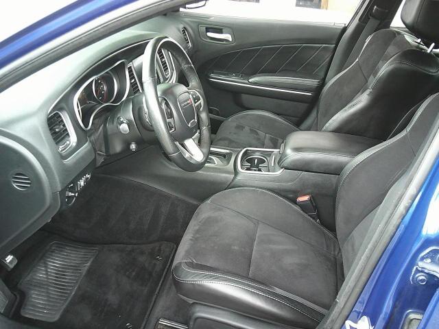 2018 Blue /Black Dodge Charger R/T (2C3CDXCT6JH) with an 5.7L V8 OHV 16V engine, 8A transmission, located at 4000 Bee Ridge Road, Sarasota, FL, 34233, (941) 926-0300, 27.298664, -82.489151 - Photo#9