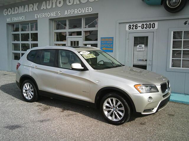 2013 Silver /Tan BMW X3 xDrive28i (5UXWX9C57DL) with an 3.0L L6 DOHC 24V engine, 8-Speed Automatic transmission, located at 4000 Bee Ridge Road, Sarasota, FL, 34233, (941) 926-0300, 27.298664, -82.489151 - Photo#3