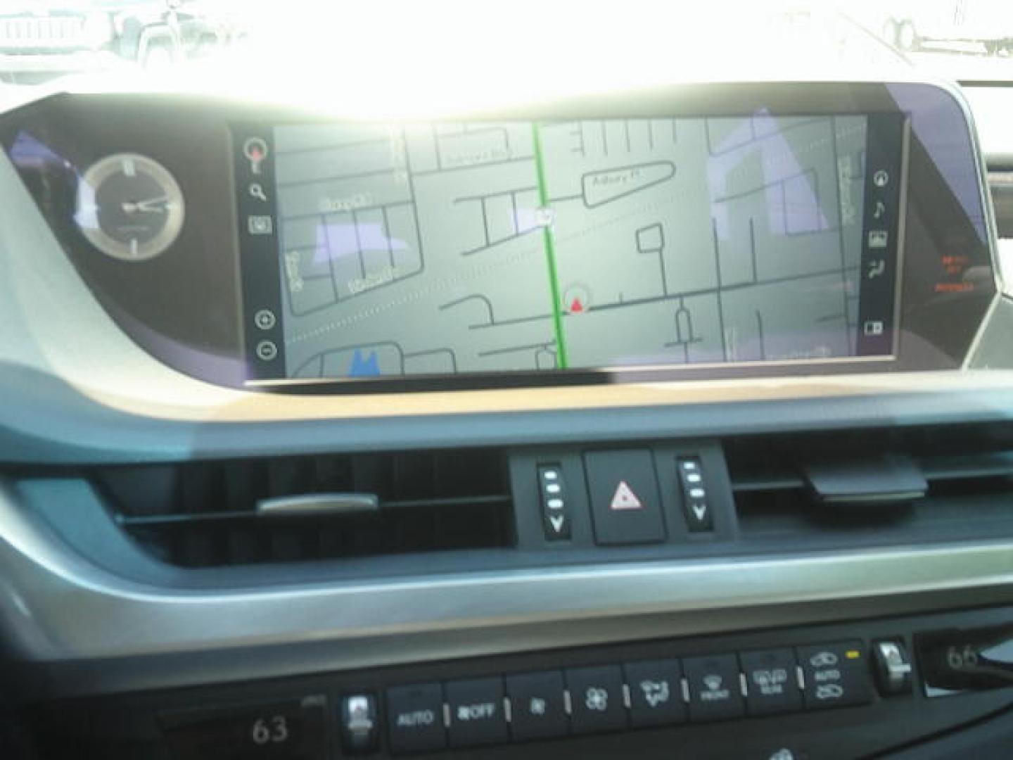 2021 WHITE /Beige Lexus ES 300h Base (58ADA1C19MU) with an 2.5L L4 DOHC 16V HYBRID engine, CVT transmission, located at 4000 Bee Ridge Road, Sarasota, FL, 34233, (941) 926-0300, 27.298664, -82.489151- Photo#29