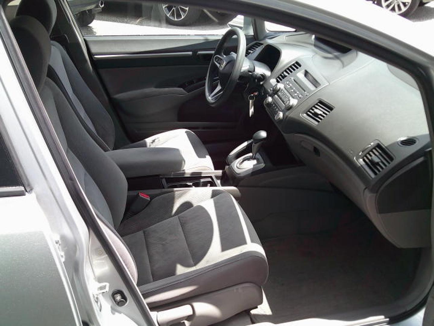 2010 Silver /Gray Honda Civic EX Sedan 5-Speed AT (2HGFA1F83AH) with an 1.8L L4 SOHC 16V engine, 5-Speed Automatic transmission, located at 4000 Bee Ridge Road, Sarasota, FL, 34233, (941) 926-0300, 27.298664, -82.489151- Photo#10
