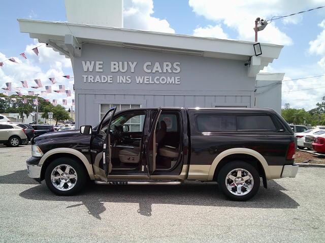 2011 /195482 Dodge Ram 1500 Sport Quad Cab 4WD (1D7RV1GT2BS) with an 5.7L V8 OHV 16V engine, 5-Speed Automatic transmission, located at 4000 Bee Ridge Road, Sarasota, FL, 34233, (941) 926-0300, 27.298664, -82.489151- Photo#4
