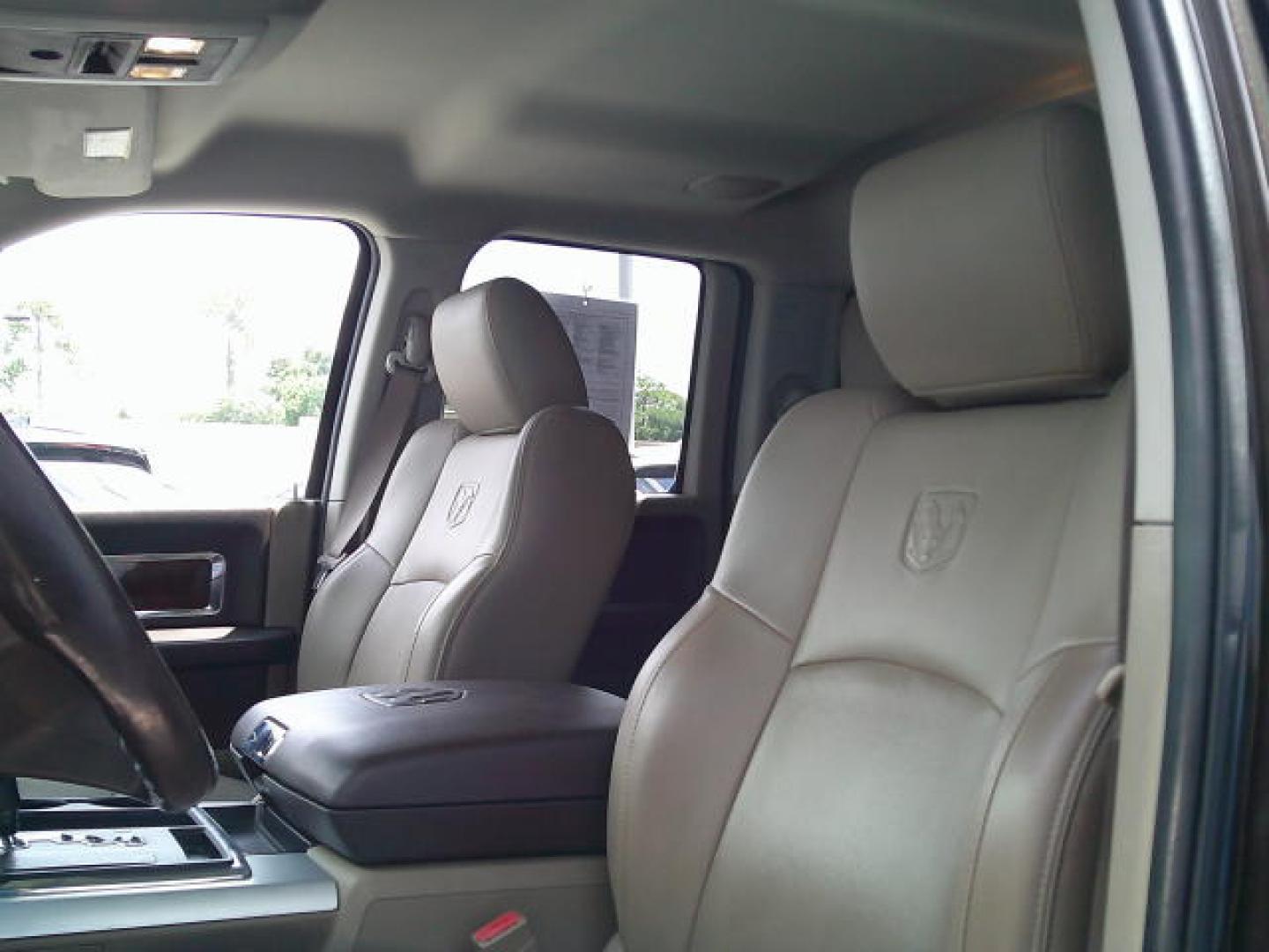 2011 /195482 Dodge Ram 1500 Sport Quad Cab 4WD (1D7RV1GT2BS) with an 5.7L V8 OHV 16V engine, 5-Speed Automatic transmission, located at 4000 Bee Ridge Road, Sarasota, FL, 34233, (941) 926-0300, 27.298664, -82.489151- Photo#18