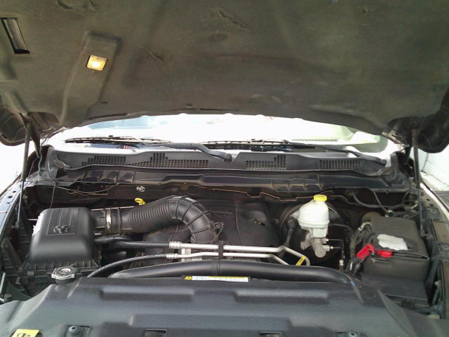 2011 /195482 Dodge Ram 1500 Sport Quad Cab 4WD (1D7RV1GT2BS) with an 5.7L V8 OHV 16V engine, 5-Speed Automatic transmission, located at 4000 Bee Ridge Road, Sarasota, FL, 34233, (941) 926-0300, 27.298664, -82.489151- Photo#21