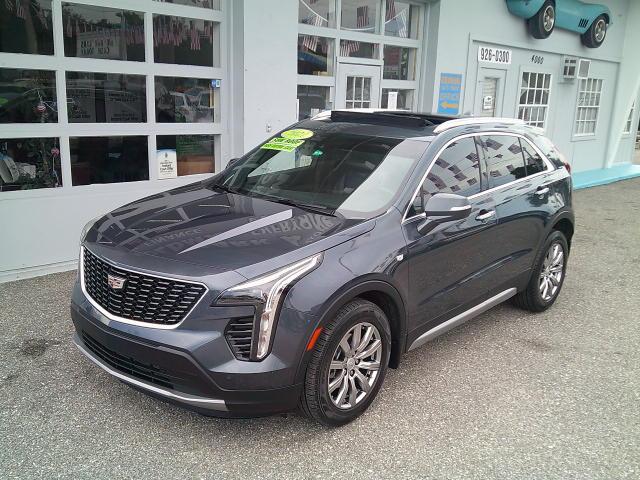 2021 Grey /Beige Cadillac XT4 Premium Luxury (1GYFZCR45MF) with an 2.0L L4 DOHC 16V engine, 9A transmission, located at 4000 Bee Ridge Road, Sarasota, FL, 34233, (941) 926-0300, 27.298664, -82.489151- Photo#6