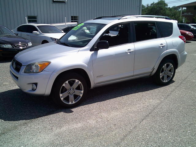 photo of 2009 Toyota RAV4 Sport I4 2WD