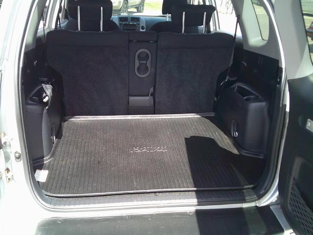 2009 Silver /Black Toyota RAV4 Sport I4 2WD (JTMZF32V09D) with an 2.4L L4 DOHC 16V engine, 4A transmission, located at 4000 Bee Ridge Road, Sarasota, FL, 34233, (941) 926-0300, 27.298664, -82.489151- Photo#11