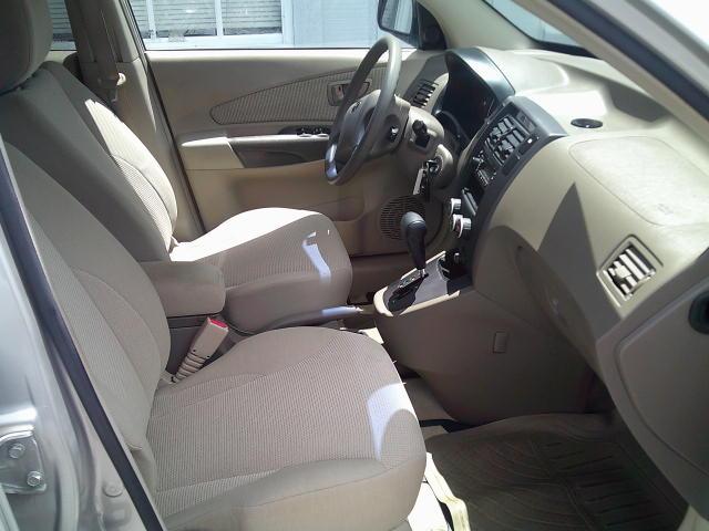 2006 Silver /Beige Hyundai Tucson GL 2.0 2WD (KM8JM12B66U) with an 2.0L L4 DOHC 16V engine, Automatic transmission, located at 4000 Bee Ridge Road, Sarasota, FL, 34233, (941) 926-0300, 27.298664, -82.489151- Photo#8