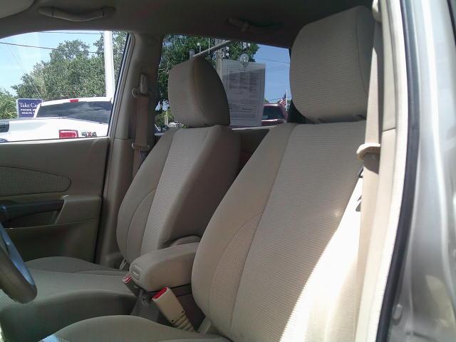 2006 Silver /Beige Hyundai Tucson GL 2.0 2WD (KM8JM12B66U) with an 2.0L L4 DOHC 16V engine, Automatic transmission, located at 4000 Bee Ridge Road, Sarasota, FL, 34233, (941) 926-0300, 27.298664, -82.489151- Photo#18
