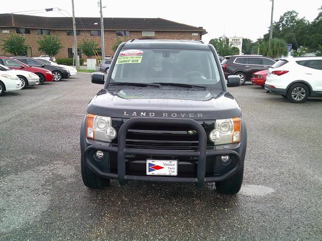 2005 Black /Black Land Rover LR3 SE (SALAD25415A) with an 4.4L V8 DOHC 32V engine, 6A OD transmission, located at 4000 Bee Ridge Road, Sarasota, FL, 34233, (941) 926-0300, 27.298664, -82.489151- Photo#2