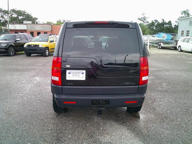 2005 Black /Black Land Rover LR3 SE (SALAD25415A) with an 4.4L V8 DOHC 32V engine, 6A OD transmission, located at 4000 Bee Ridge Road, Sarasota, FL, 34233, (941) 926-0300, 27.298664, -82.489151- Photo#5