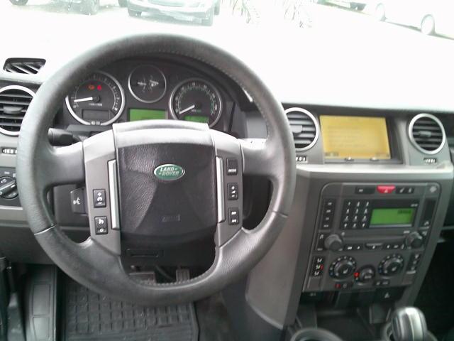 2005 Black /Black Land Rover LR3 SE (SALAD25415A) with an 4.4L V8 DOHC 32V engine, 6A OD transmission, located at 4000 Bee Ridge Road, Sarasota, FL, 34233, (941) 926-0300, 27.298664, -82.489151- Photo#22