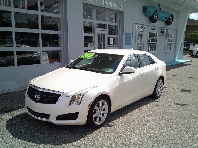 2013 White /Beige Cadillac ATS 2.5L Base RWD (1G6AA5RA7D0) with an 2.5L L4 DOHC 16V engine, 6A transmission, located at 4000 Bee Ridge Road, Sarasota, FL, 34233, (941) 926-0300, 27.298664, -82.489151- Photo#8