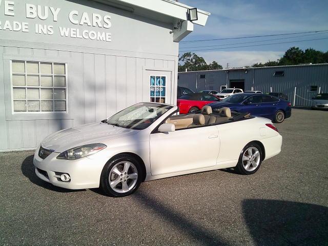 2008 White /Beige Toyota Camry Solara SE Convertible (4T1FA38P88U) with an 3.3L V6 DOHC 24V engine, 5A OD transmission, located at 4000 Bee Ridge Road, Sarasota, FL, 34233, (941) 926-0300, 27.298664, -82.489151- Photo#10