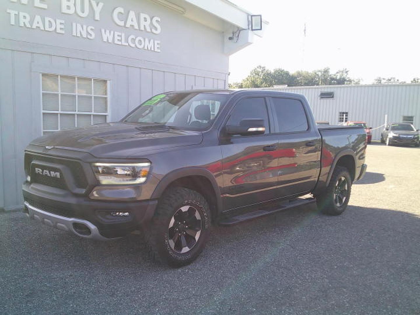 2022 Grey /Red RAM 1500 Rebel Crew Cab SB 4WD (1C6SRFLTXNN) with an 5.7L V8 OHV 16V engine, 8A transmission, located at 4000 Bee Ridge Road, Sarasota, FL, 34233, (941) 926-0300, 27.298664, -82.489151- Photo#4