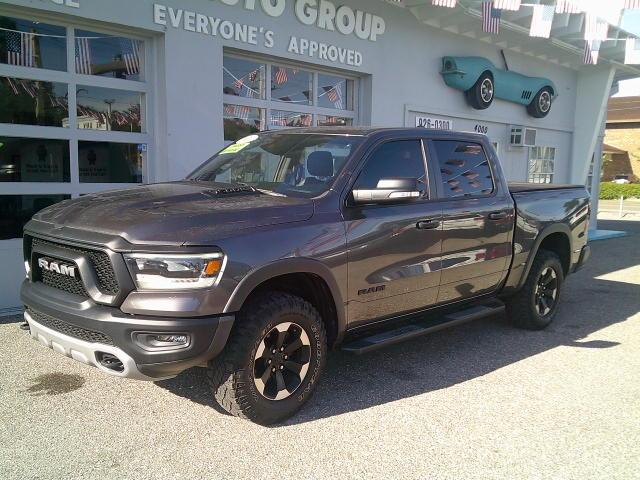 2022 Grey /Red RAM 1500 Rebel Crew Cab SB 4WD (1C6SRFLTXNN) with an 5.7L V8 OHV 16V engine, 8A transmission, located at 4000 Bee Ridge Road, Sarasota, FL, 34233, (941) 926-0300, 27.298664, -82.489151- Photo#8