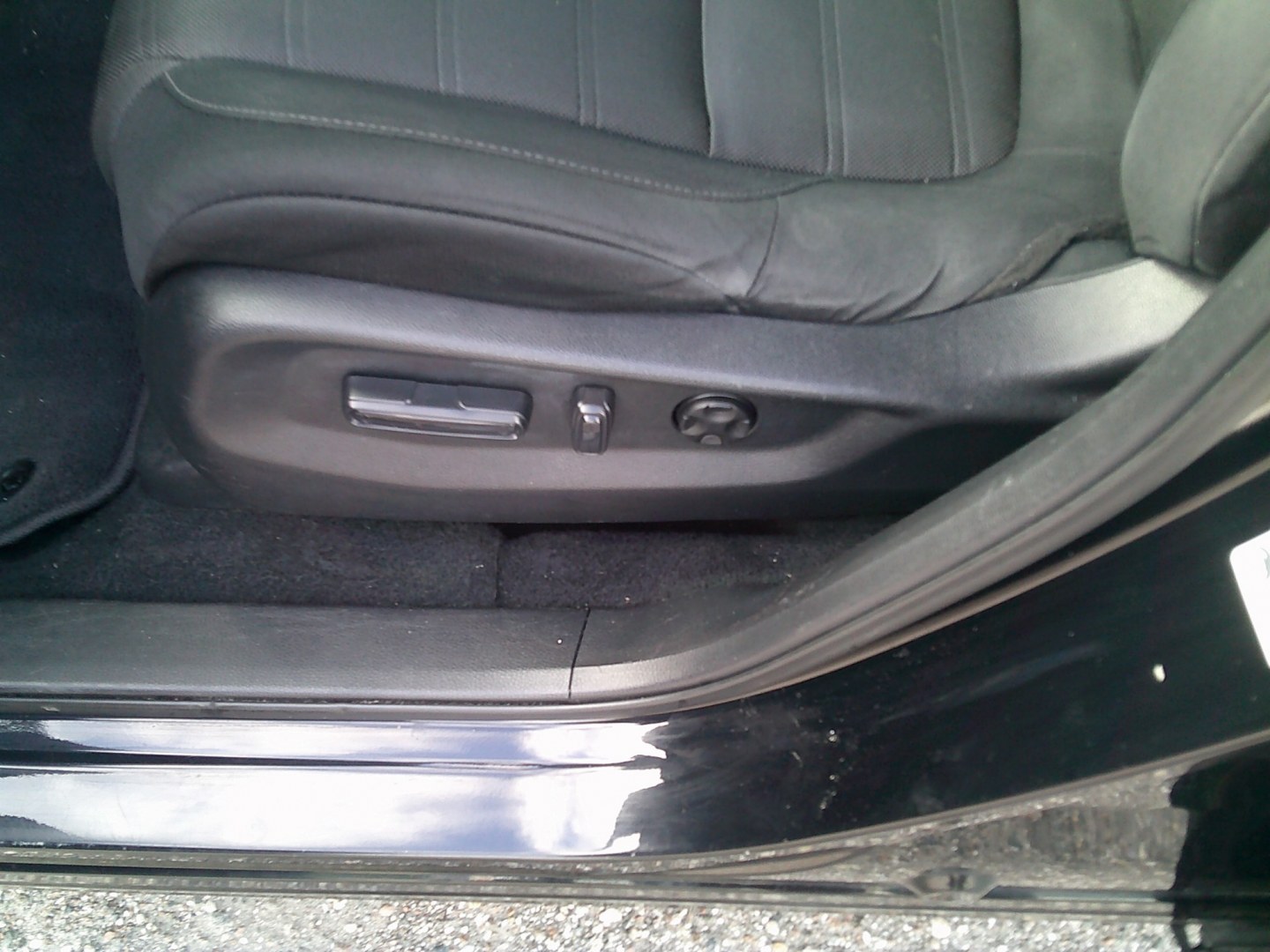 2019 Black /Black Honda CR-V EX AWD (7FARW2H51KE) with an 1.5L L4 16V DOHC TURBO engine, CVT transmission, located at 4000 Bee Ridge Road, Sarasota, FL, 34233, (941) 926-0300, 27.298664, -82.489151- Photo#17