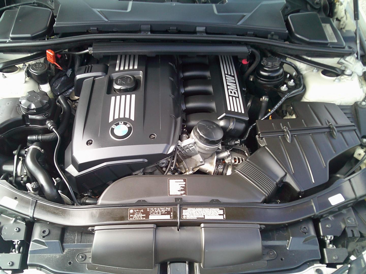 2013 Gold /Brown BMW 3-Series 328i Convertible (WBADW7C52DE) with an 3.0L L6 DOHC 24V engine, Automatic transmission, located at 4000 Bee Ridge Road, Sarasota, FL, 34233, (941) 926-0300, 27.298664, -82.489151- Photo#10