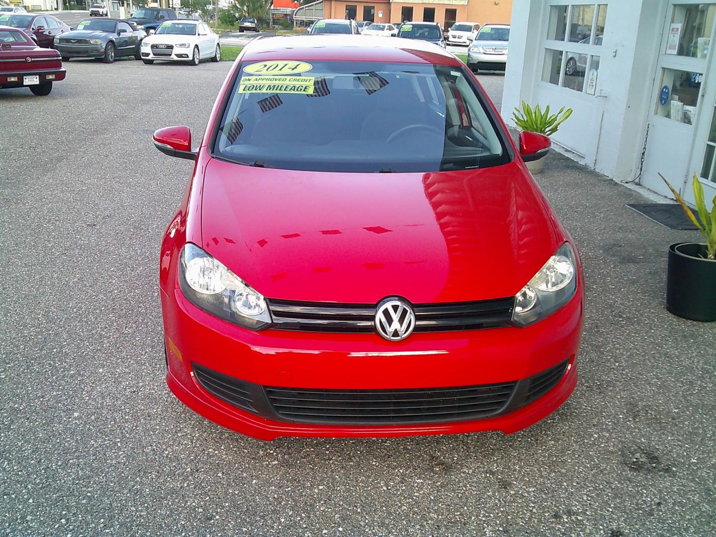 2014 Red /Black Volkswagen Golf 2.5L Conv & Sunroof 4 Door PZEV (WVWDB7AJ8EW) with an 2.5L L5 DOHC 20V engine, 6-Speed Automatic transmission, located at 4000 Bee Ridge Road, Sarasota, FL, 34233, (941) 926-0300, 27.298664, -82.489151- Photo#3