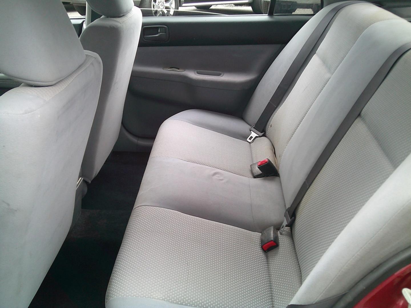2006 Red /Gray Mitsubishi Lancer ES (JA3AJ26E36U) with an 2.0L L4 SOHC 16V engine, Automatic transmission, located at 4000 Bee Ridge Road, Sarasota, FL, 34233, (941) 926-0300, 27.298664, -82.489151- Photo#8