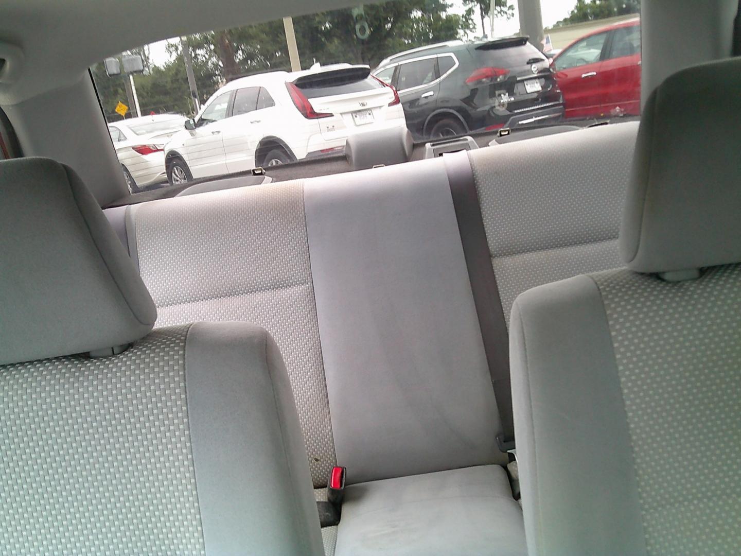 2006 Red /Gray Mitsubishi Lancer ES (JA3AJ26E36U) with an 2.0L L4 SOHC 16V engine, Automatic transmission, located at 4000 Bee Ridge Road, Sarasota, FL, 34233, (941) 926-0300, 27.298664, -82.489151- Photo#12