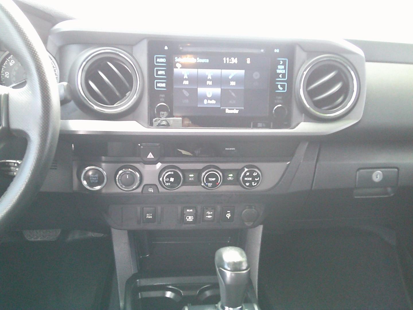 2018 White /Gray Toyota Tacoma TRD Off-Road Long Bed V6 6AT 4WD (5TFCZ5AN5JX) with an 3.6L V6 DOHC 24V engine, 6A transmission, located at 4000 Bee Ridge Road, Sarasota, FL, 34233, (941) 926-0300, 27.298664, -82.489151- Photo#15