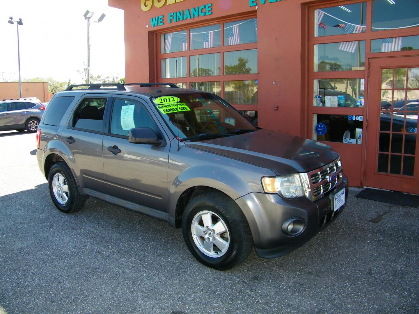 2012 Gray /Gray Ford Escape XLT (1FMCU9DG4CK) with an 3.0L Flex Fuel V6 240hp 223ft. lbs. engine, Automatic transmission, located at 4000 Bee Ridge Road, Sarasota, FL, 34233, (941) 926-0300, 27.298664, -82.489151 - Photo#7
